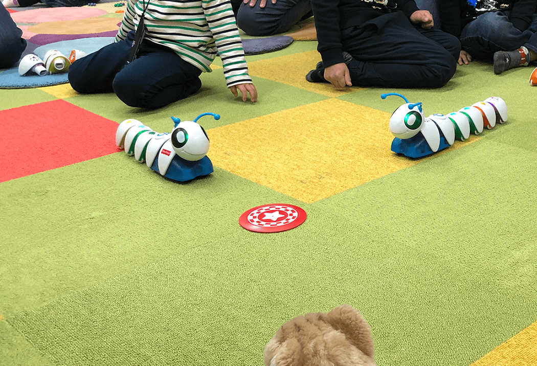 コード・ア・ピラーをプログラミング